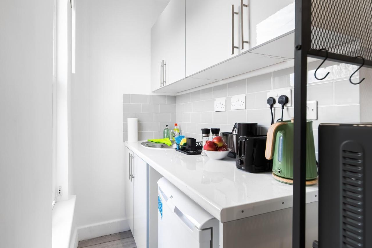 Livestay-Modern Studio Rooms In Zone 2 Londra Exterior foto